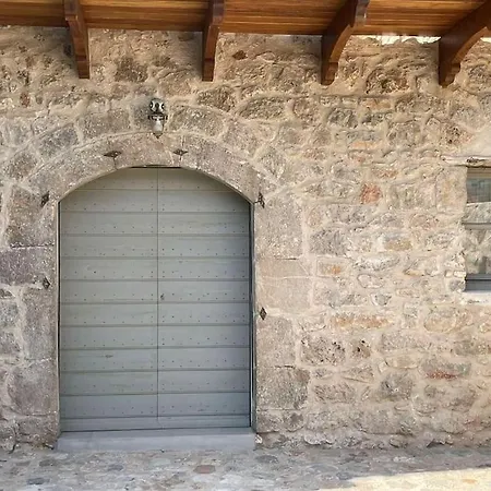 αρχοντικό 19ου αιώνα Arachova