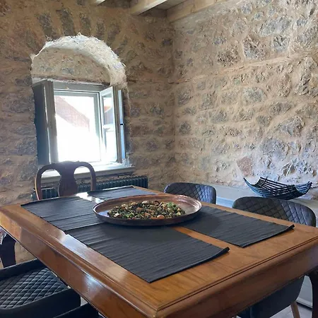αρχοντικό 19ου αιώνα Apartment *